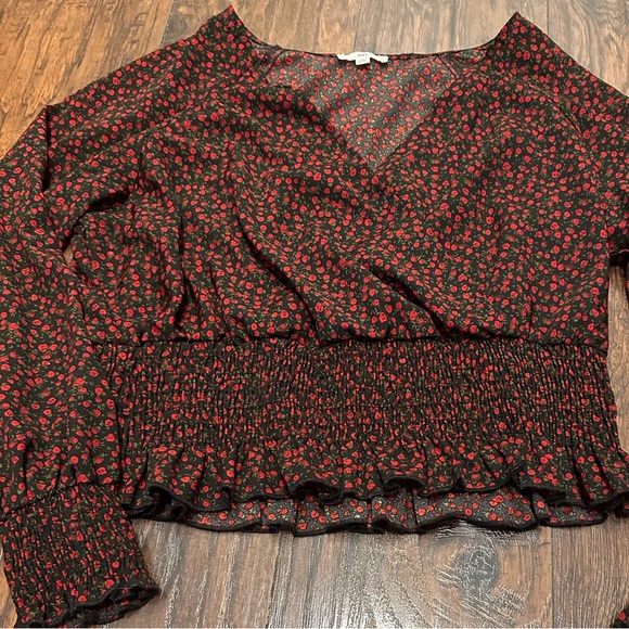 BP. Smocked Surplice Cropped Top (Plus Size) 1X - Picture 2 of 9